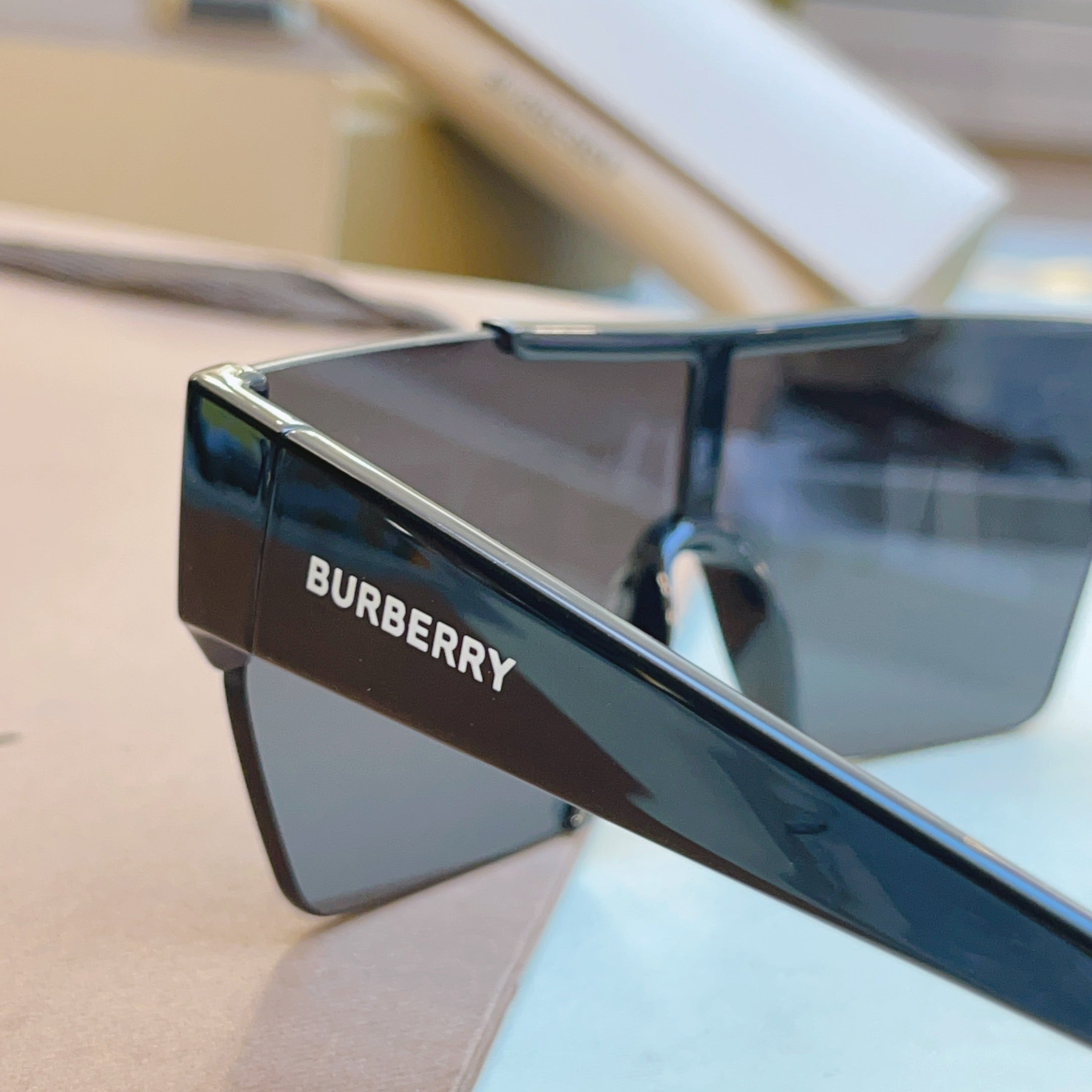 Burberry BE4291 Fashion Brown Lens Sunglasses for Men & Women - detail image 8