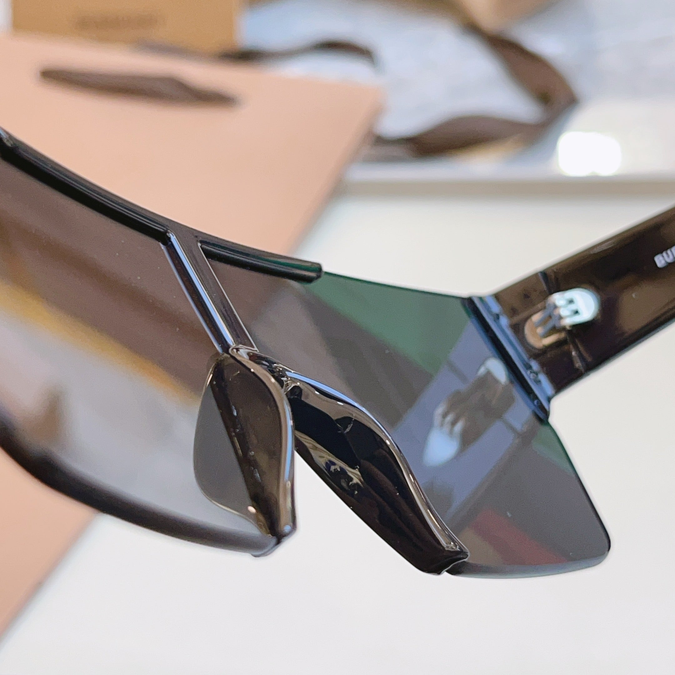 Burberry BE4291 Fashion Brown Lens Sunglasses for Men & Women - detail image 5