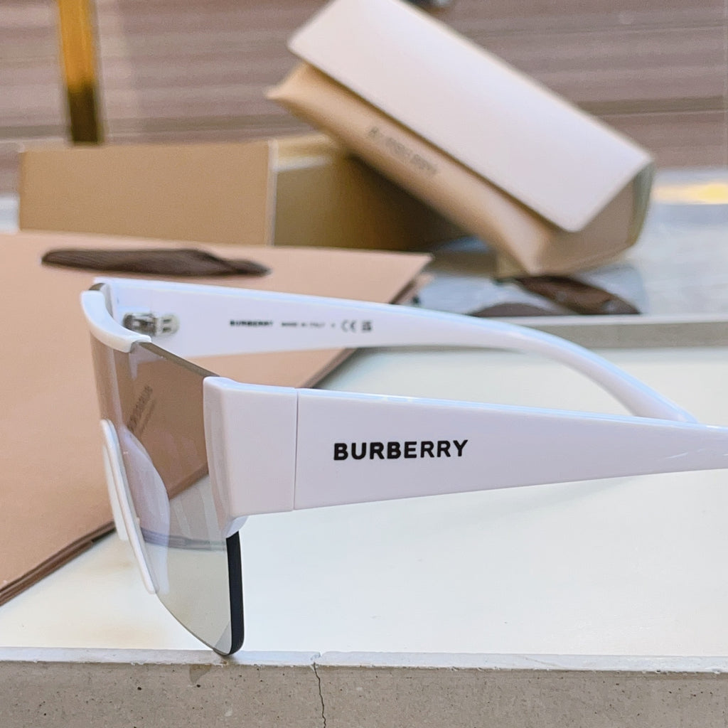 Burberry BE4291 Fashion Gold Lens Sunglasses for Men & Women - 416070 - detail image 4