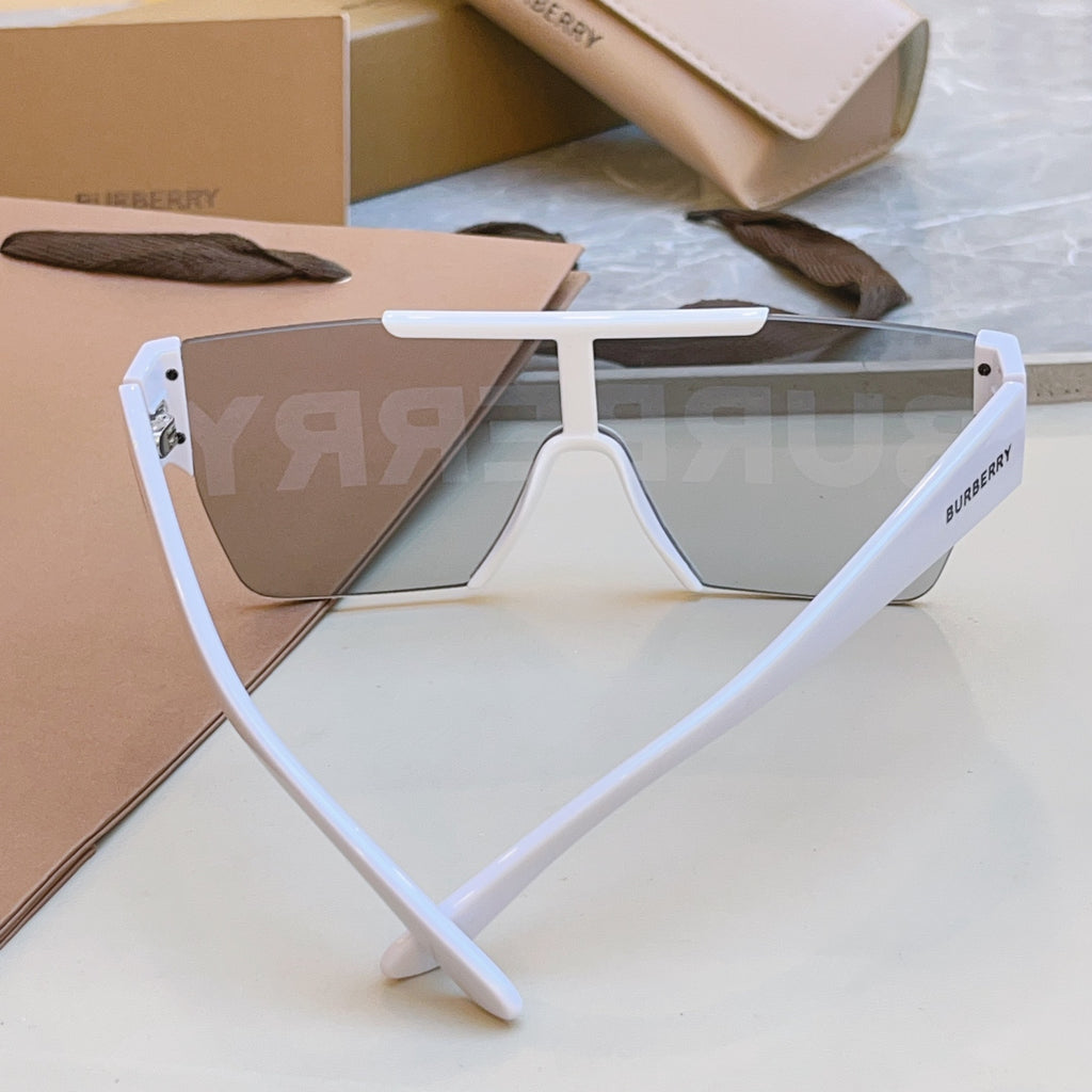 Burberry BE4291 Fashion Gold Lens Sunglasses for Men & Women - 416070 - detail image 6