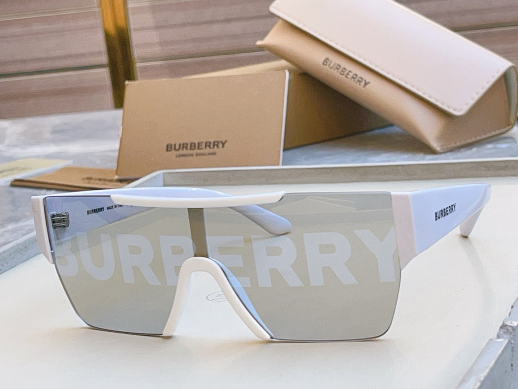 Burberry BE4291 Fashion Gold Lens Sunglasses for Men & Women - 416070 - detail image 2
