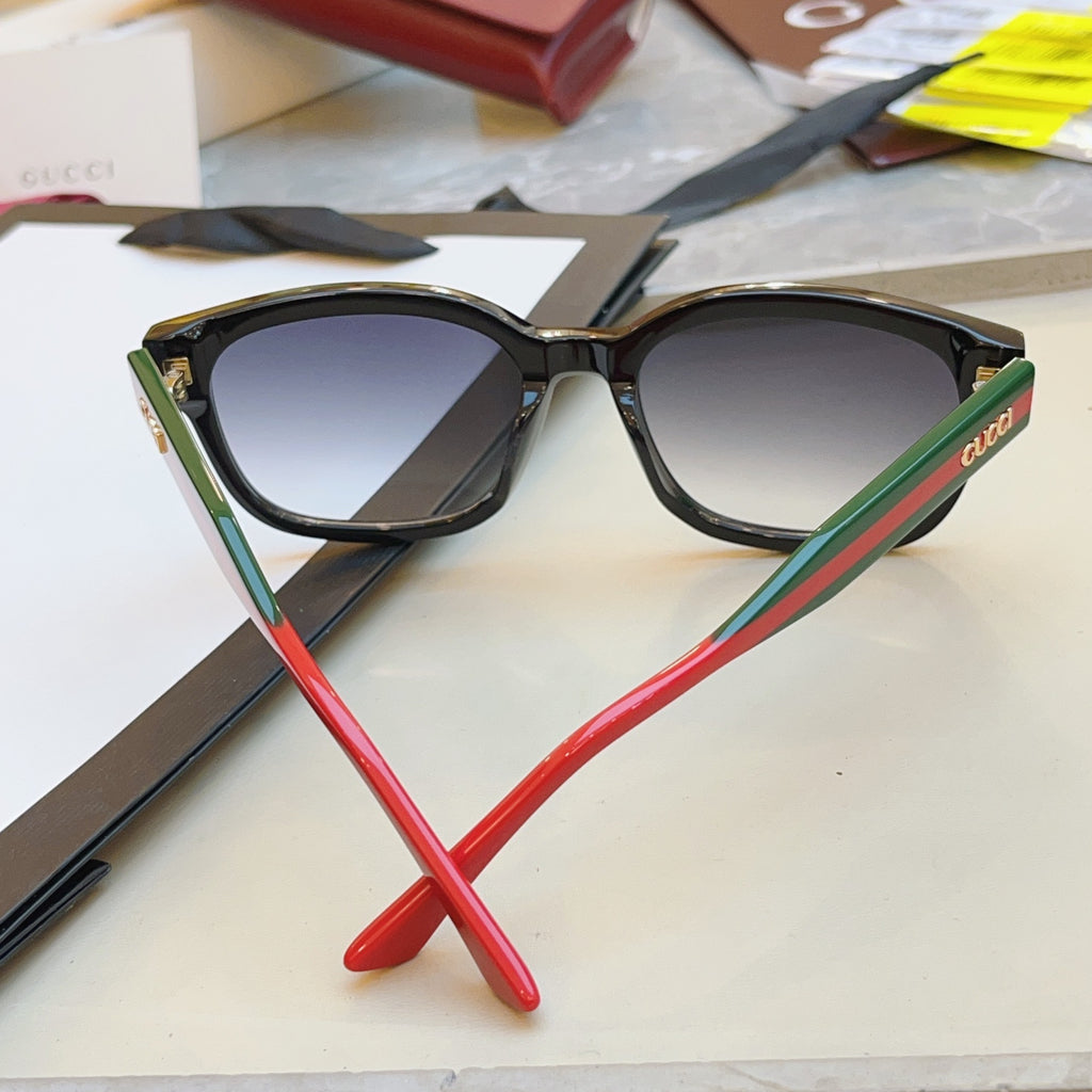 Gucci GG1872S Fashion Black Lens Sunglasses for Men & Women - 431309 - detail image 8