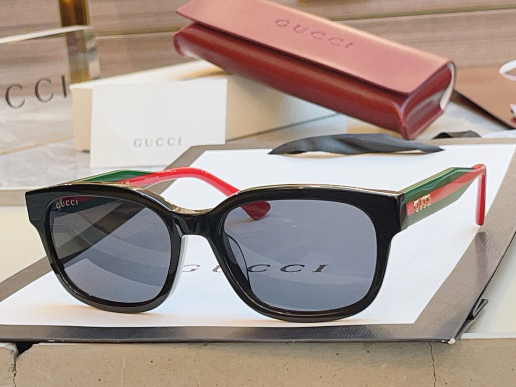 Gucci GG1872S Fashion Gray Lens Sunglasses for Men & Women - detail image 6