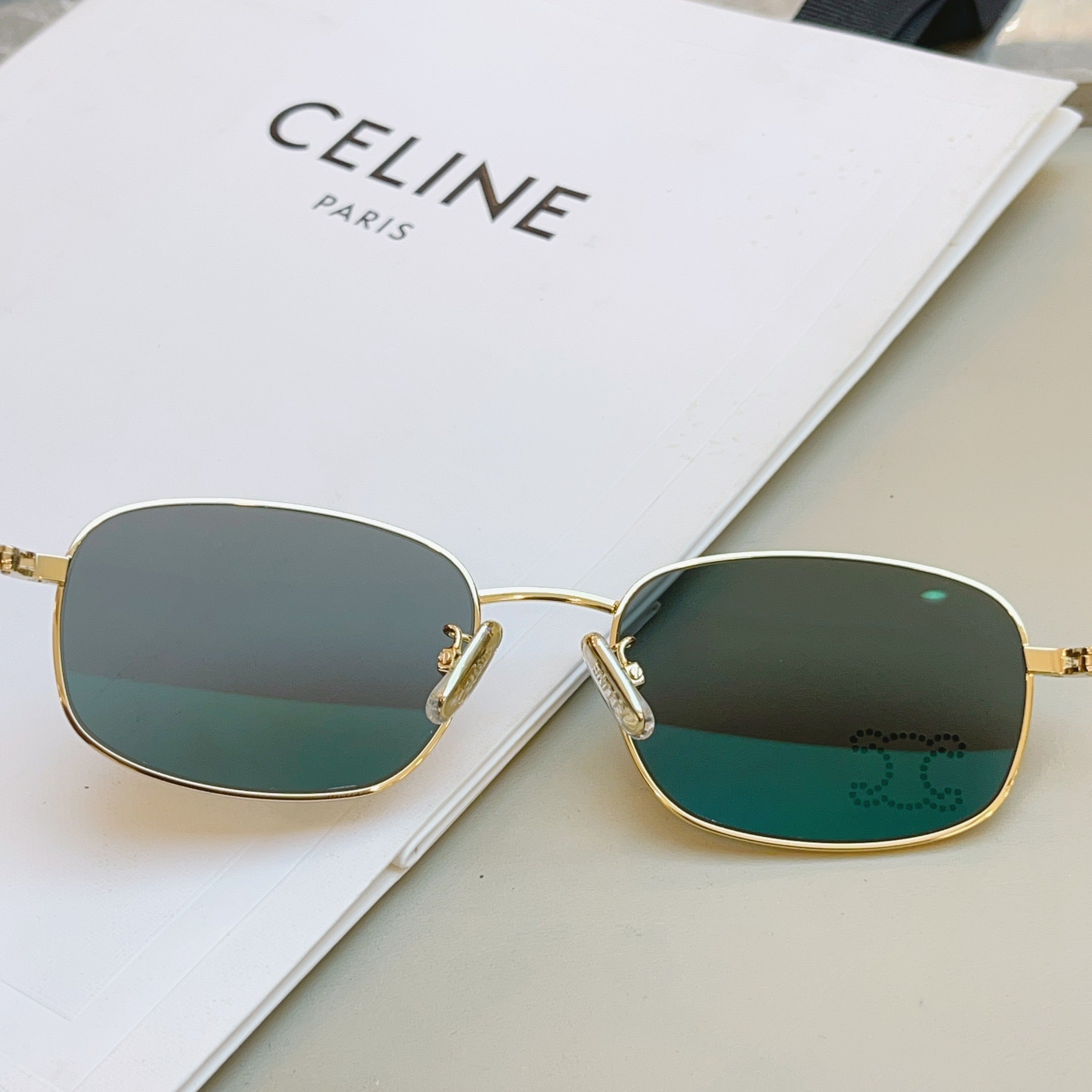 Celine CL40285U Fashion Brown Lens Sunglasses for Men & Women - detail image 5