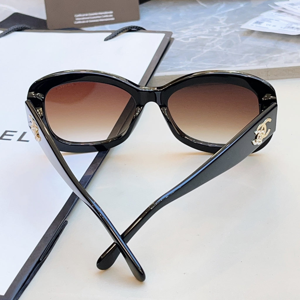 Chanel CH5468-B-A Fashion Black Lens Sunglasses for Men & Women - 493603 - detail image 7