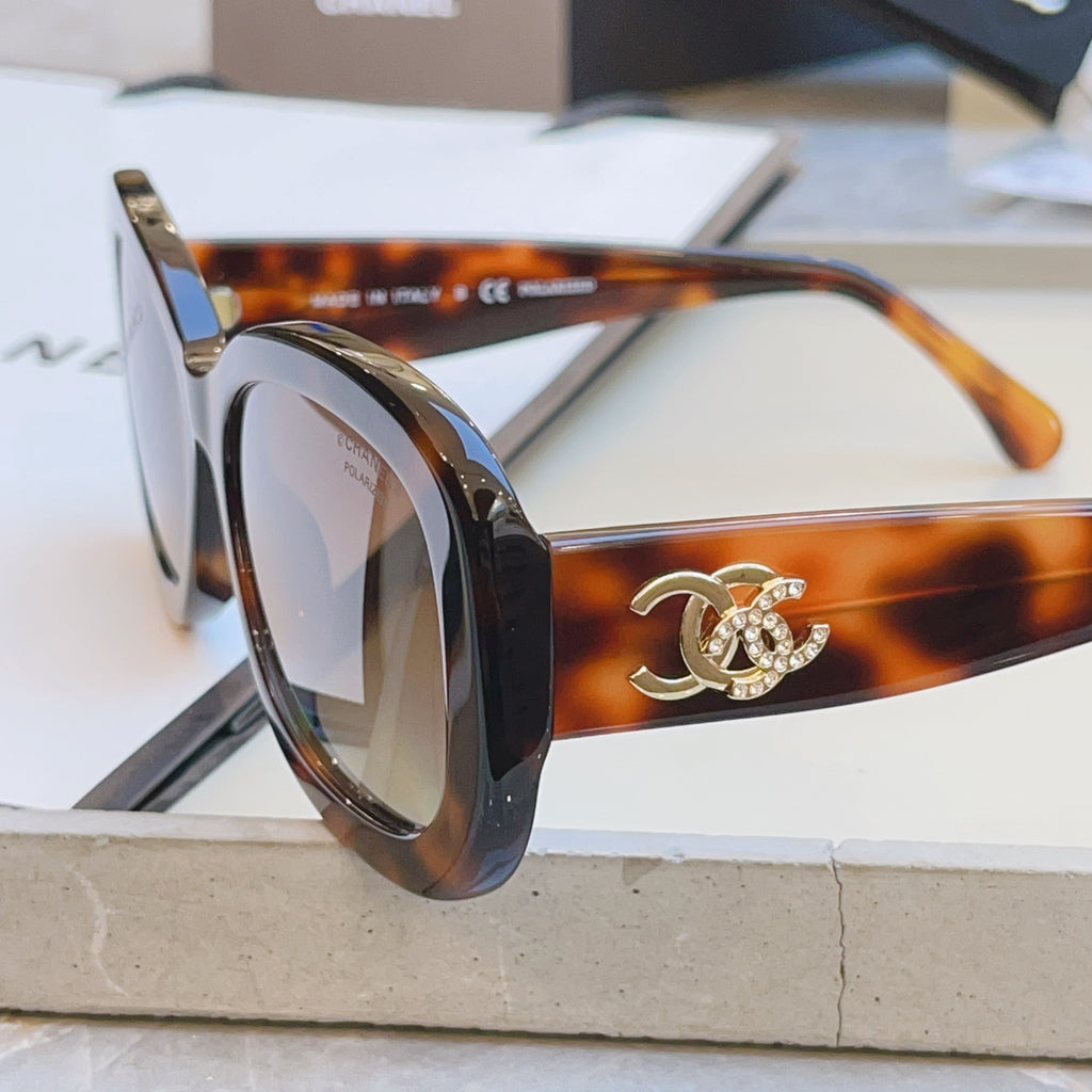 Chanel CH5468-B-A Fashion Brown Lens Sunglasses for Men & Women - detail image 4