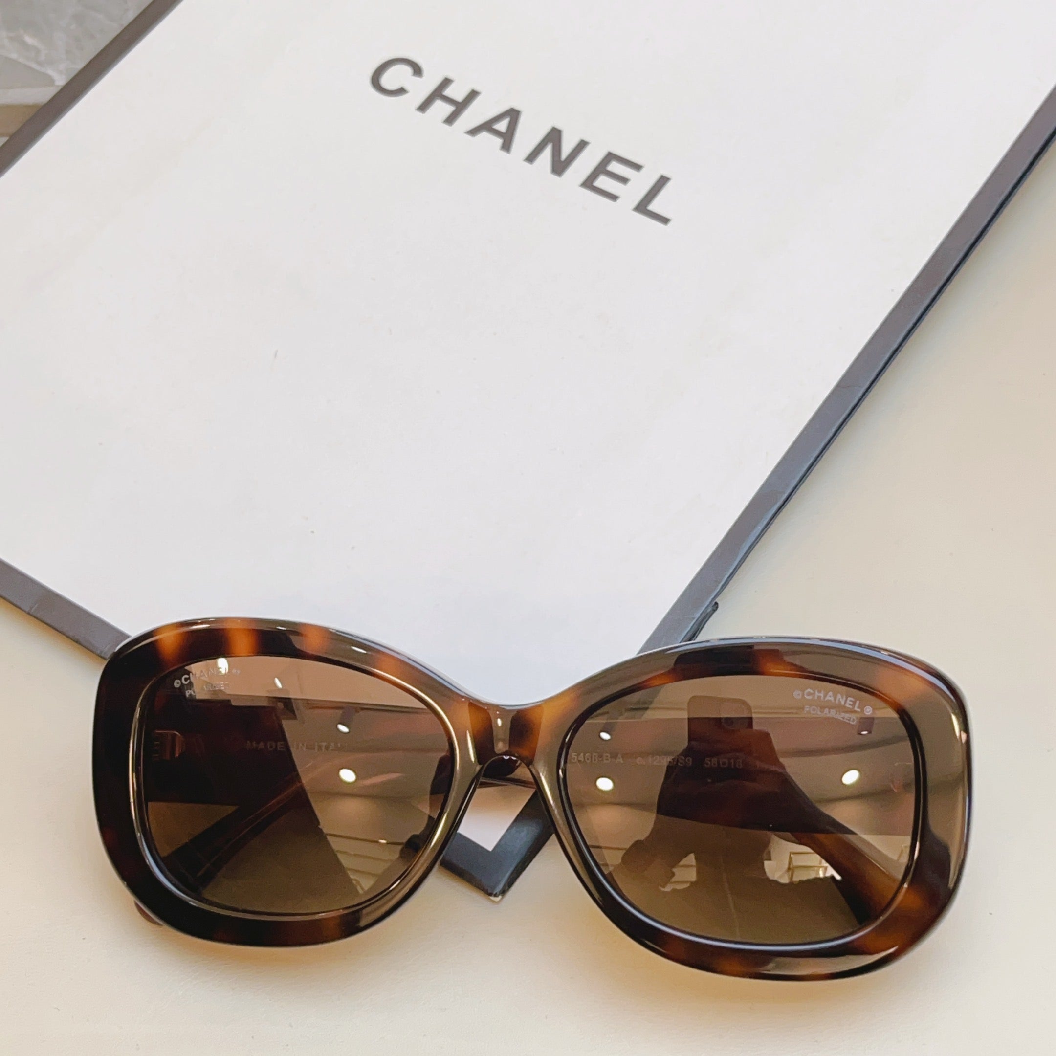 Chanel CH5468-B-A Fashion Brown Lens Sunglasses for Men & Women