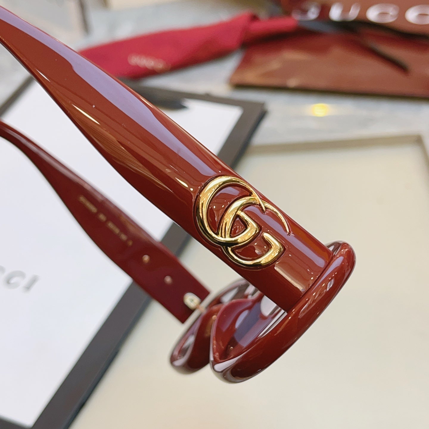 Gucci GG1829SK Fashion Red Lens Sunglasses for Men & Women - detail image 6