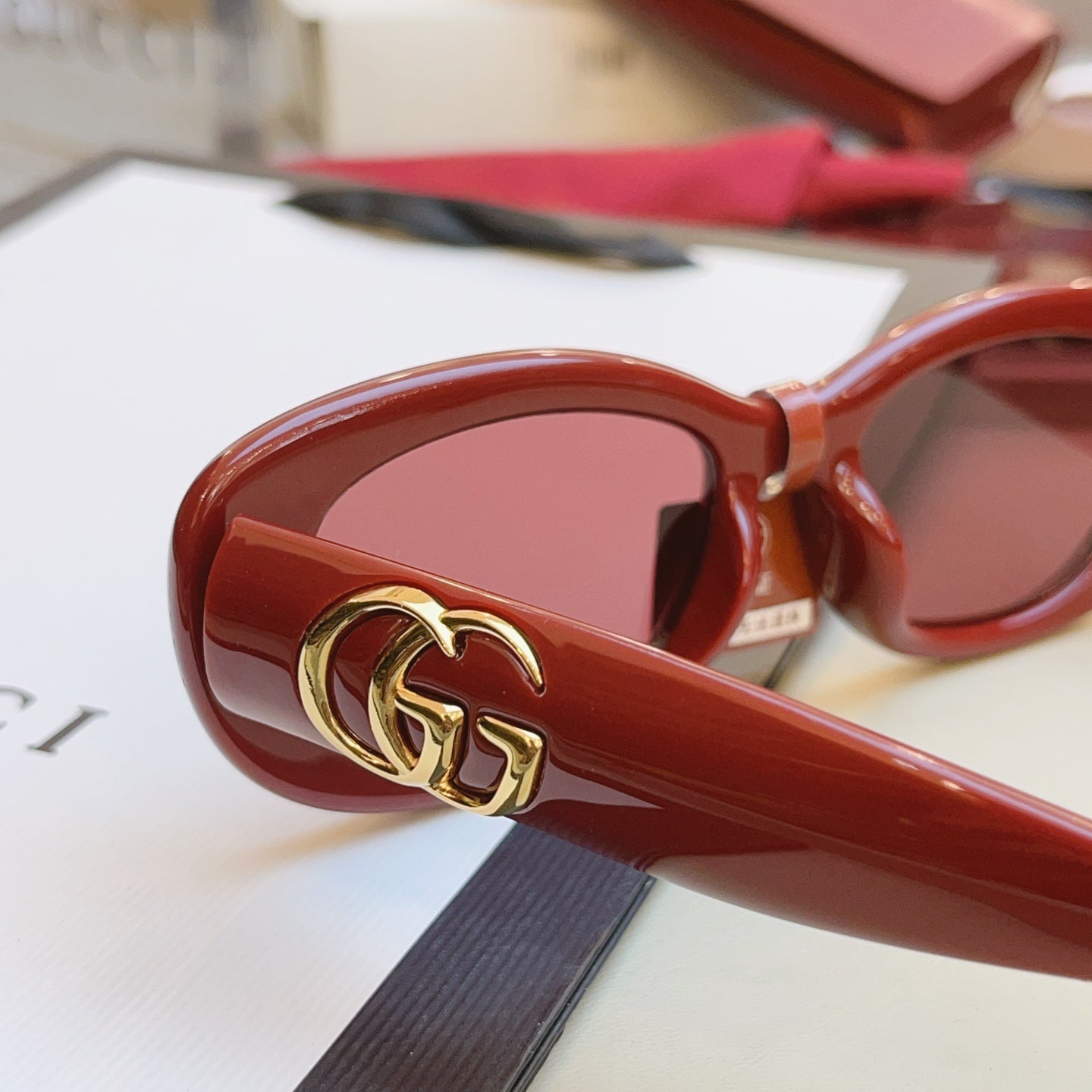 Gucci GG1829SK Fashion Red Lens Sunglasses for Men & Women - detail image 7