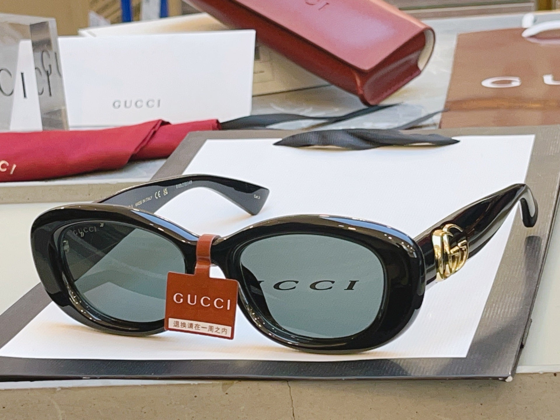 Gucci GG1829SK Fashion Black Lens Sunglasses for Men & Women - 464827 - detail image 2