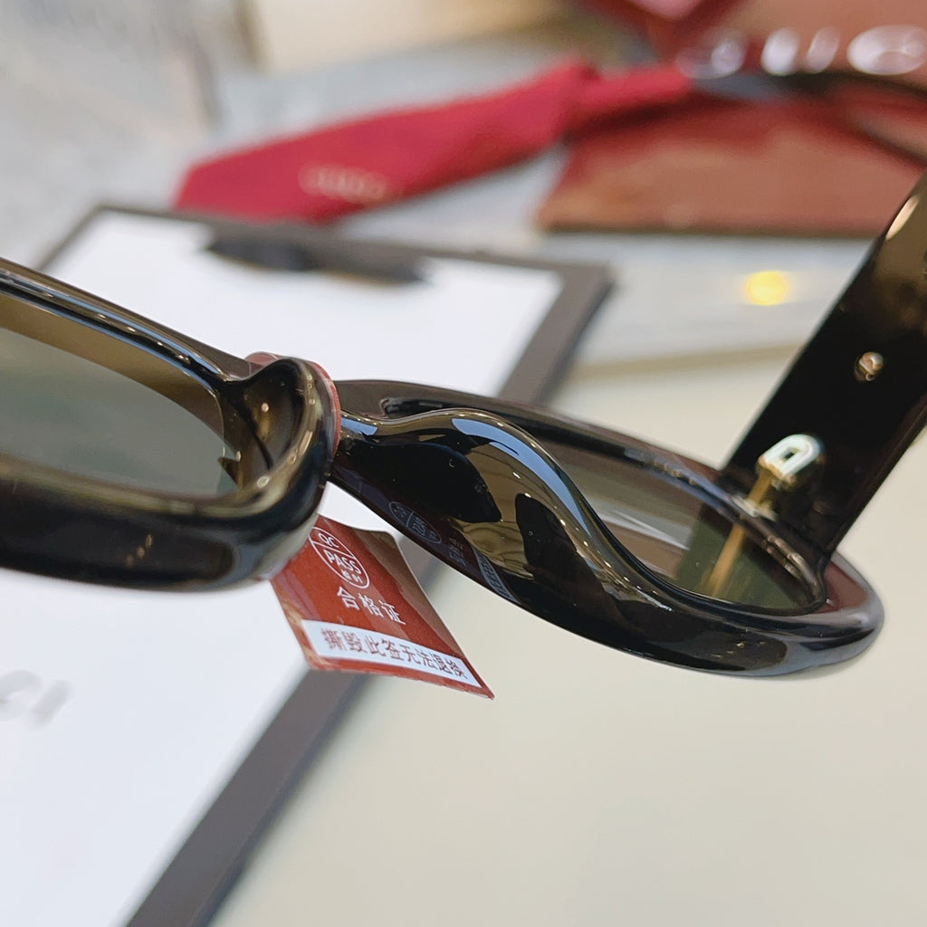 Gucci GG1829SK Fashion Black Lens Sunglasses for Men & Women - 464827 - detail image 7