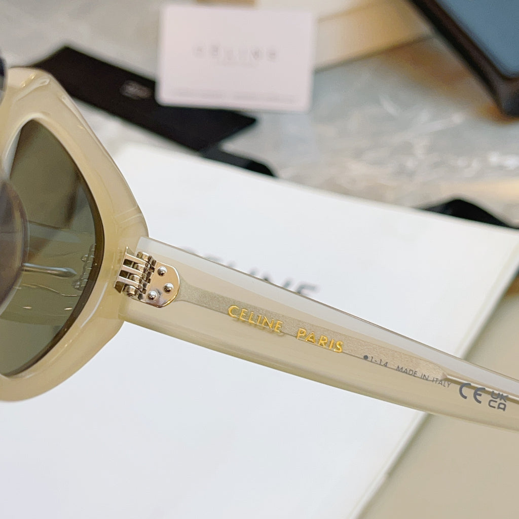 Celine CL40286I Fashion Gold Lens Sunglasses for Men & Women - detail image 7