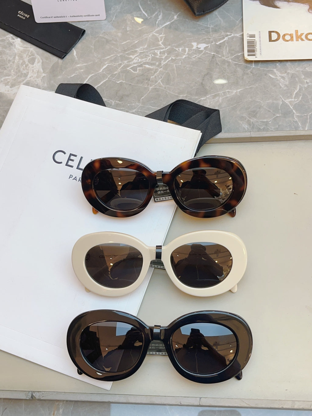 Celine CL40312U Fashion Black Lens Sunglasses for Men & Women - detail image 9