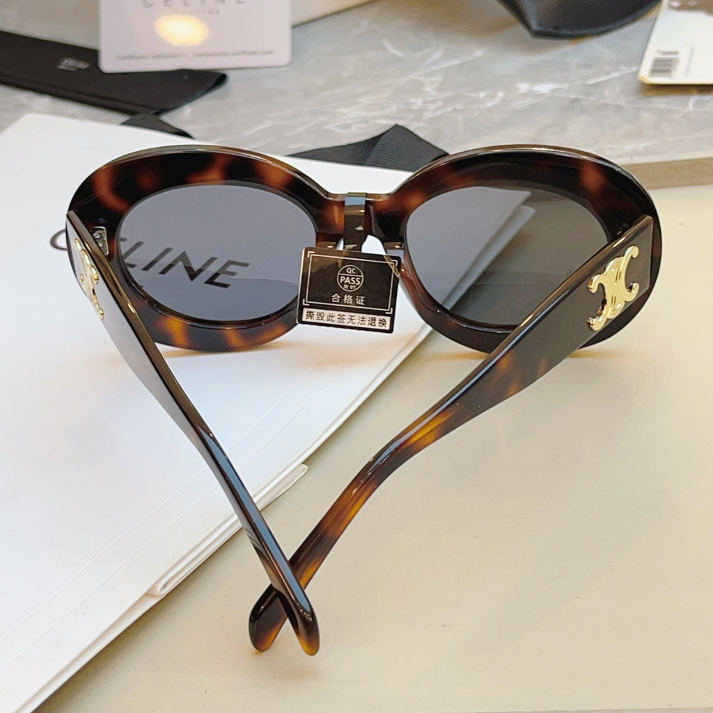 Celine CL40312U Fashion Black Lens Sunglasses for Men & Women - 382545 - detail image 6