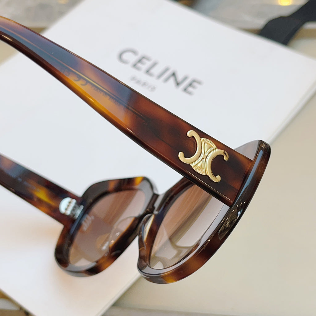Celine CL40226U Fashion Black Lens Sunglasses for Men & Women - 382539 - detail image 8