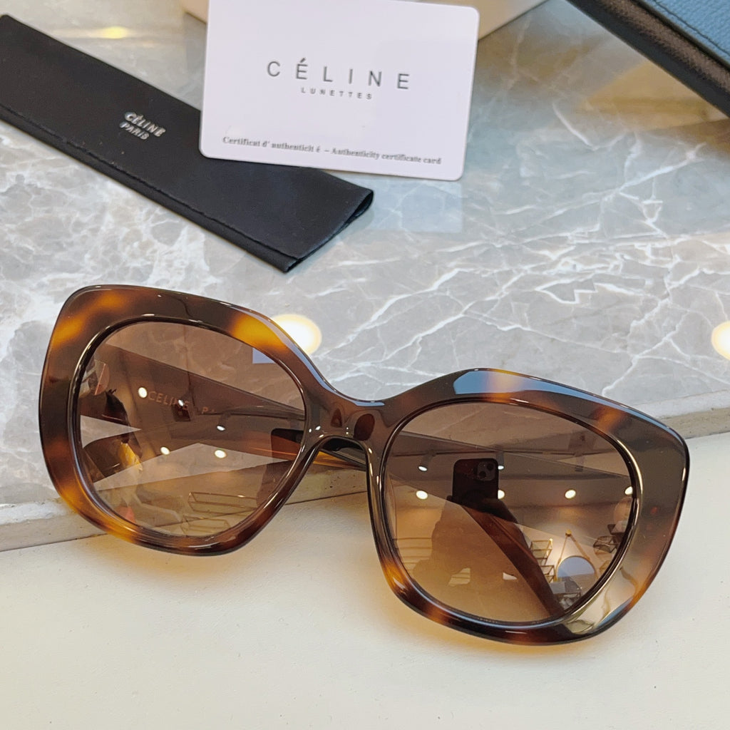 Celine CL40226U Fashion Black Lens Sunglasses for Men & Women - 382539 - detail image 3
