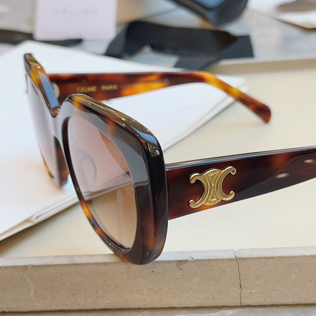 Celine CL40226U Fashion Black Lens Sunglasses for Men & Women - 382539 - detail image 6
