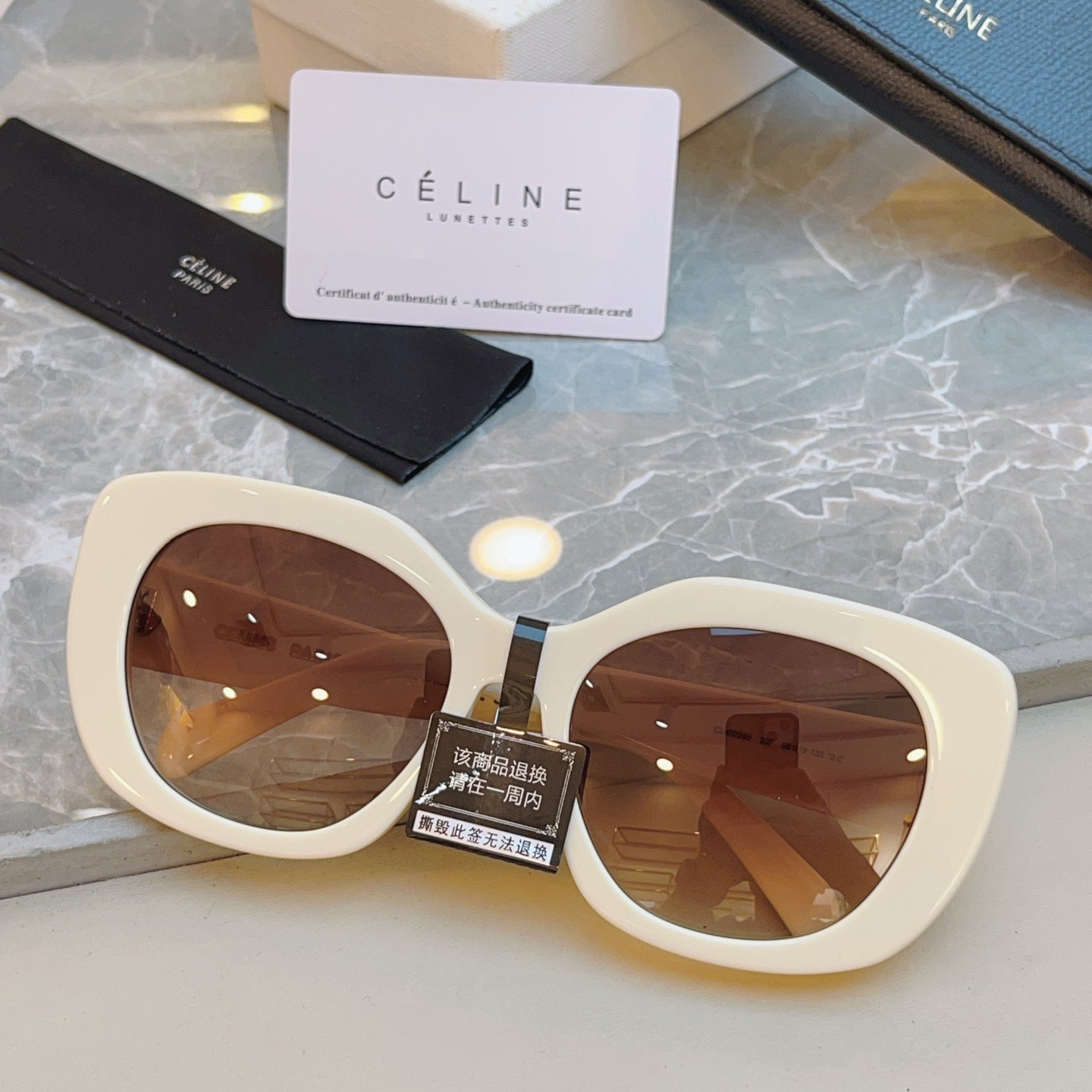 Celine CL40226U Fashion Red Lens Sunglasses for Men & Women - detail image 3