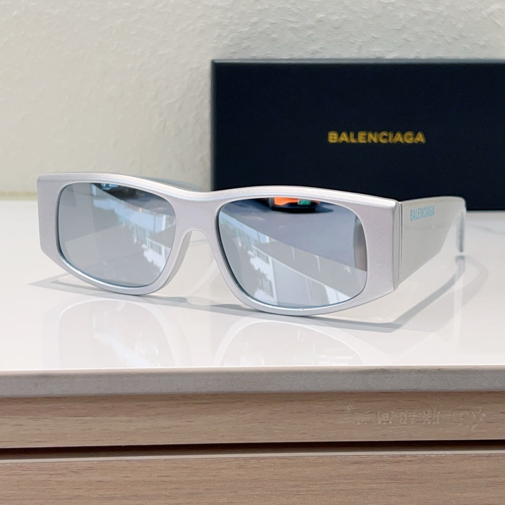 Balenciaga BB0100 Fashion Gray Lens Sunglasses for Men & Women - detail image 8