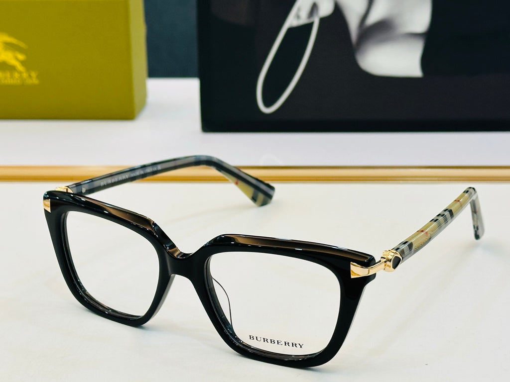Burberry BE2437B Acetate Fashion Black Lens Sunglasses for Men & Women - detail image 3