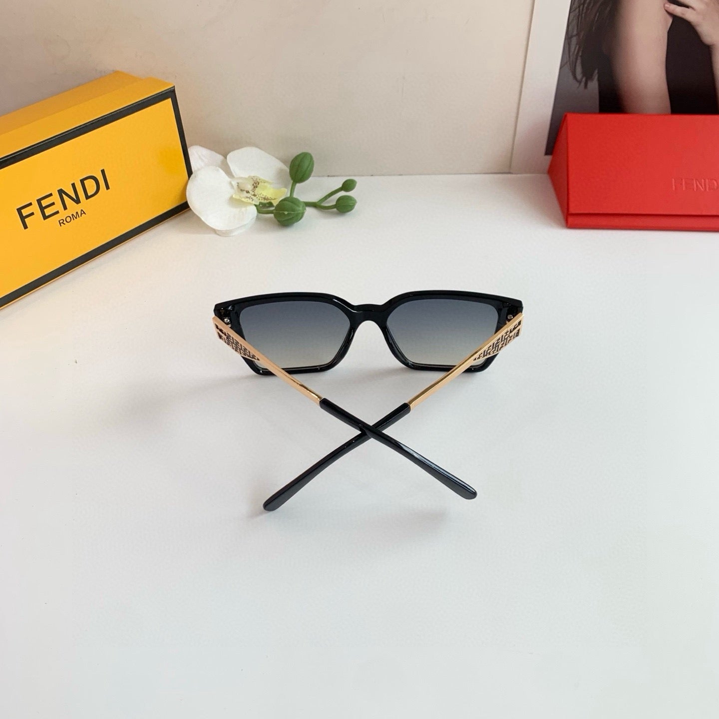 Fendi Fashion Silver Lens Sunglasses for Men & Women - 432747 - detail image 2