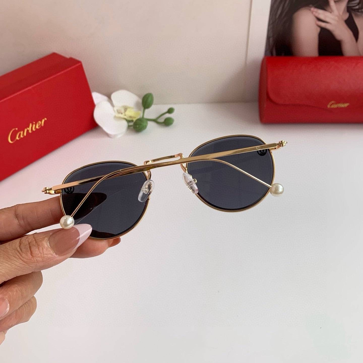 Cartier Round Silver Lens Sunglasses for Men & Women - detail image 3