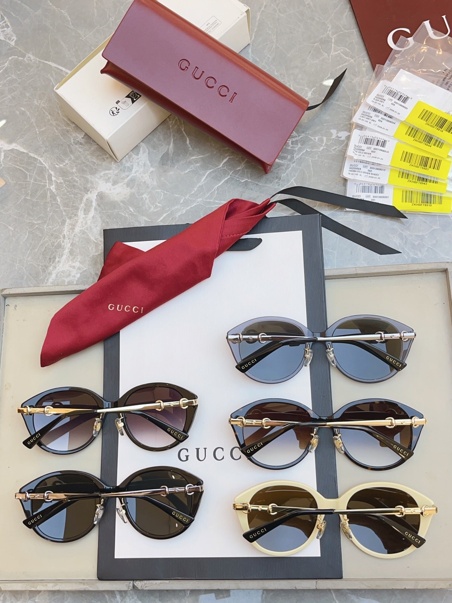 Gucci GG2056SA Fashion Black Lens Sunglasses for Men & Women - 464926 - detail image 8