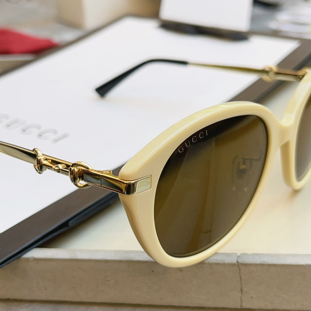 Gucci GG2056SA Fashion Black Lens Sunglasses for Men & Women - 464926 - detail image 4