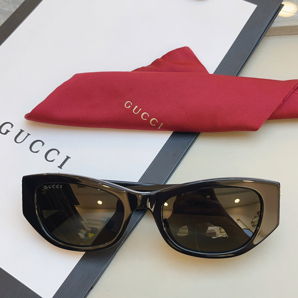 Gucci GG2044SA Fashion Red Lens Sunglasses for Men & Women - detail image 2