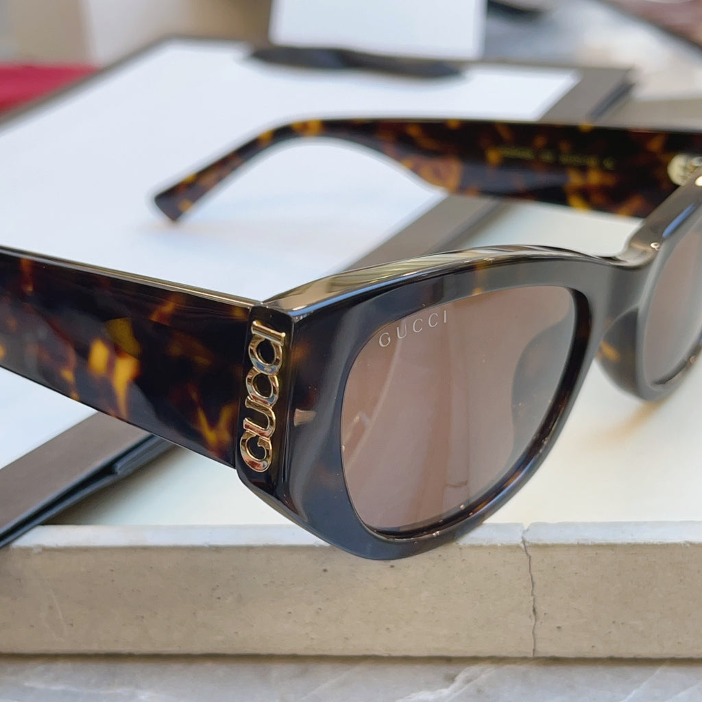 Gucci GG2044SA Fashion Black Lens Sunglasses for Men & Women - 431377 - detail image 6