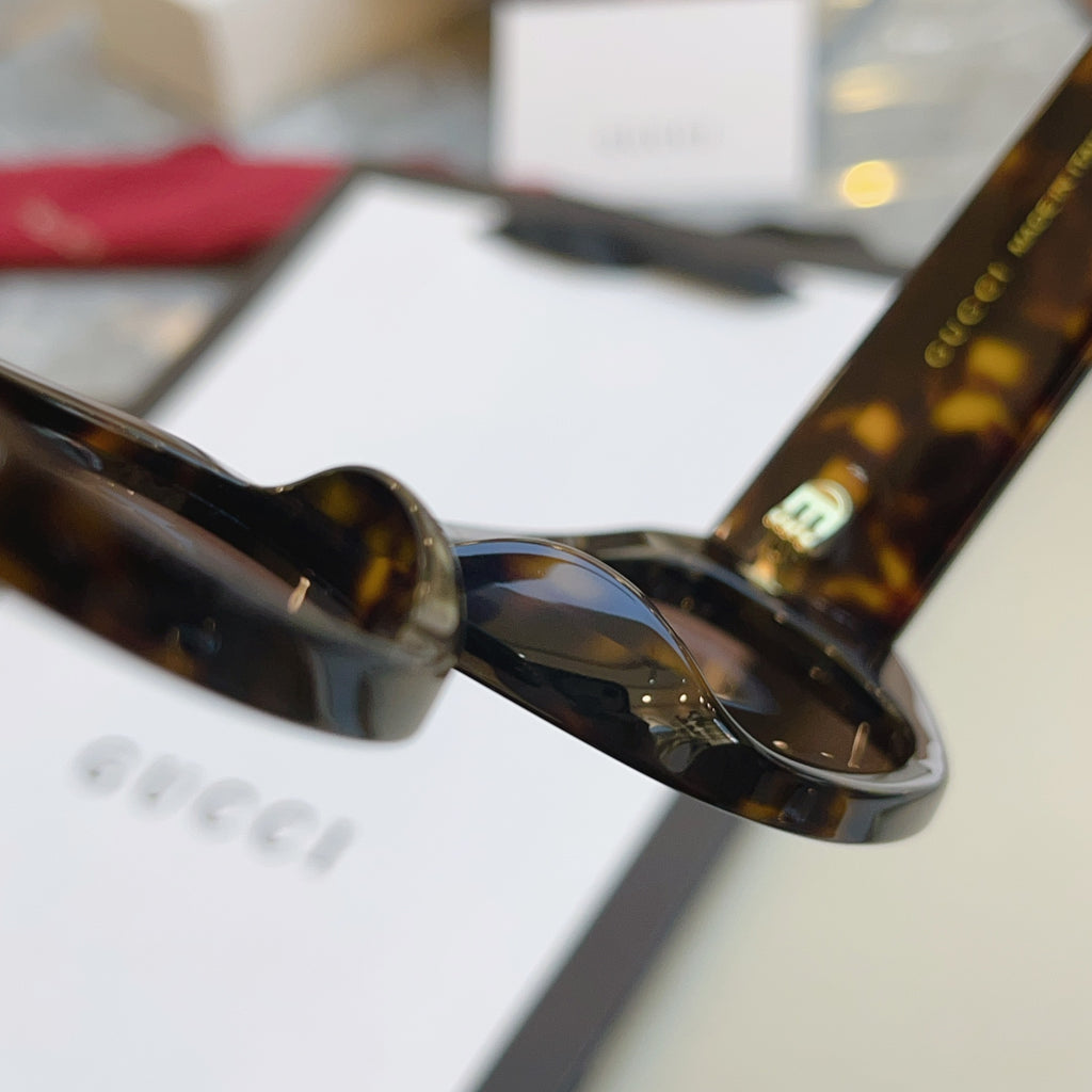 Gucci GG2044SA Fashion Black Lens Sunglasses for Men & Women - 431377 - detail image 8