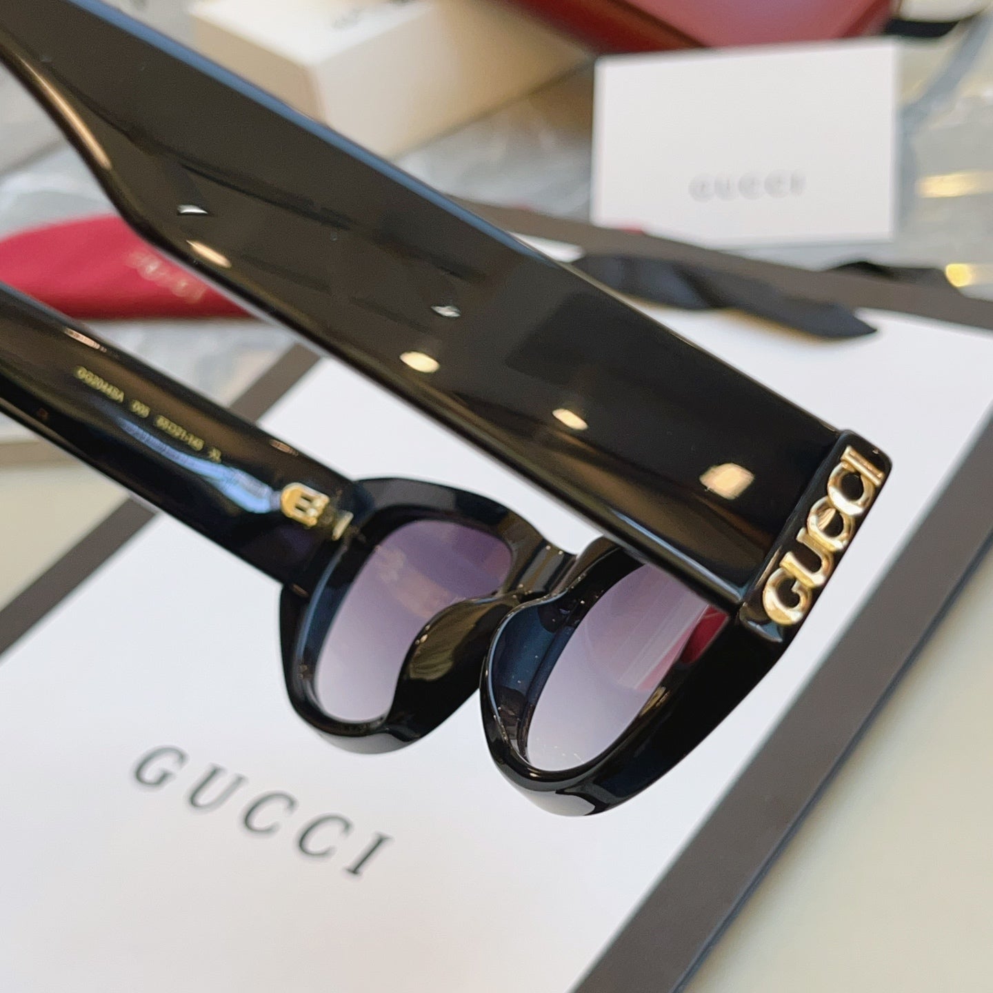 Gucci GG2044SA Fashion Brown Lens Sunglasses for Men & Women - detail image 7