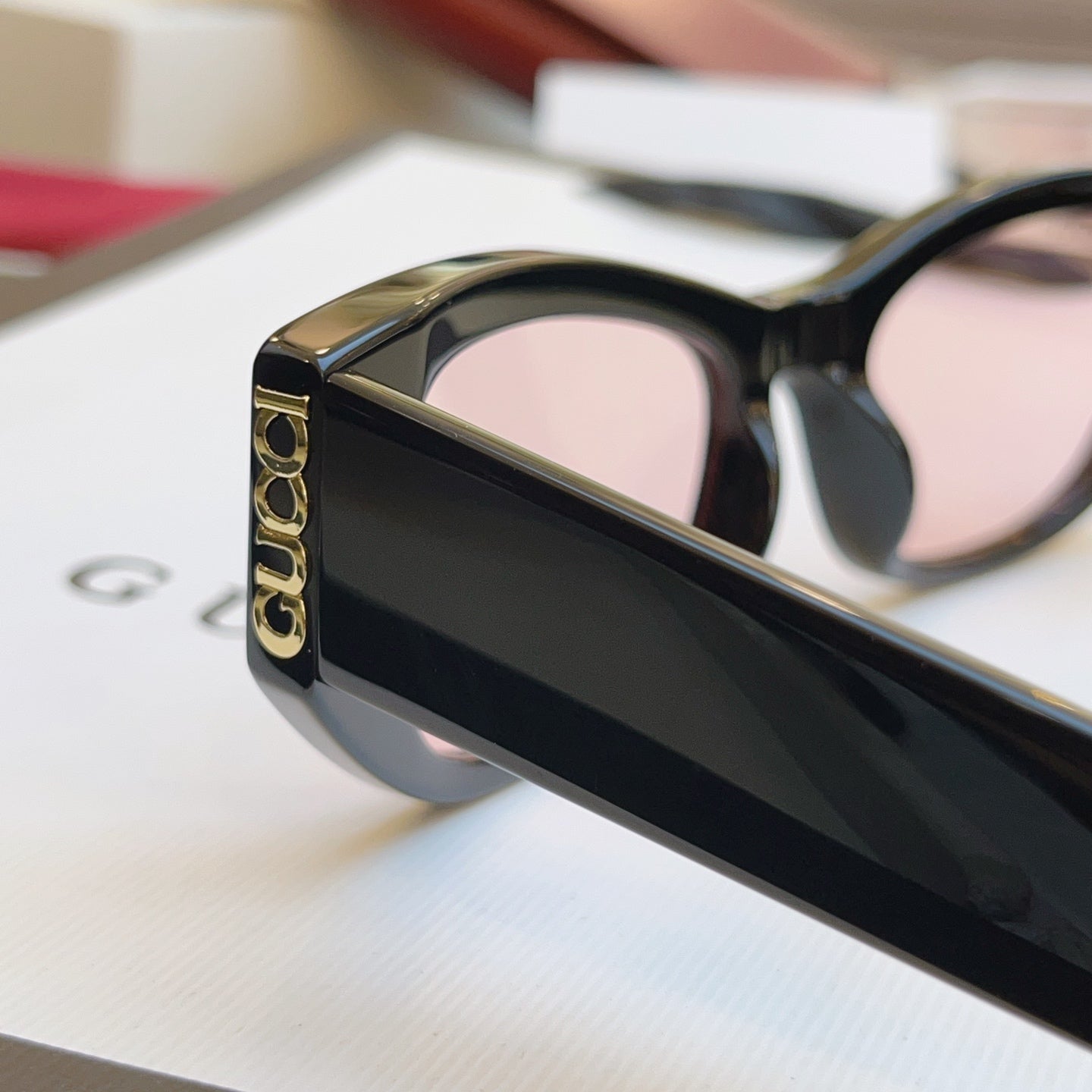 Gucci GG2044SA Fashion Black Lens Sunglasses for Men & Women - detail image 6