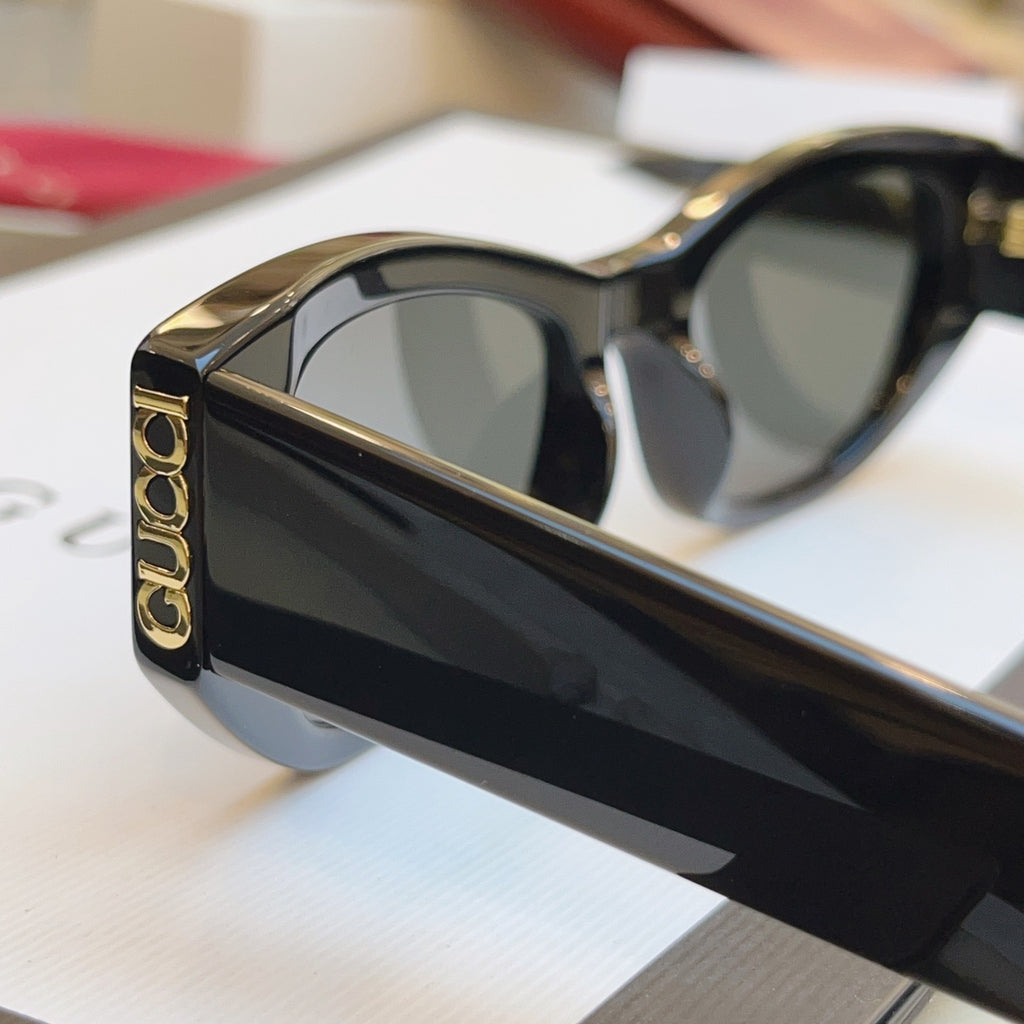 Gucci GG2044SA Fashion Black Lens Sunglasses for Men & Women - detail image 3