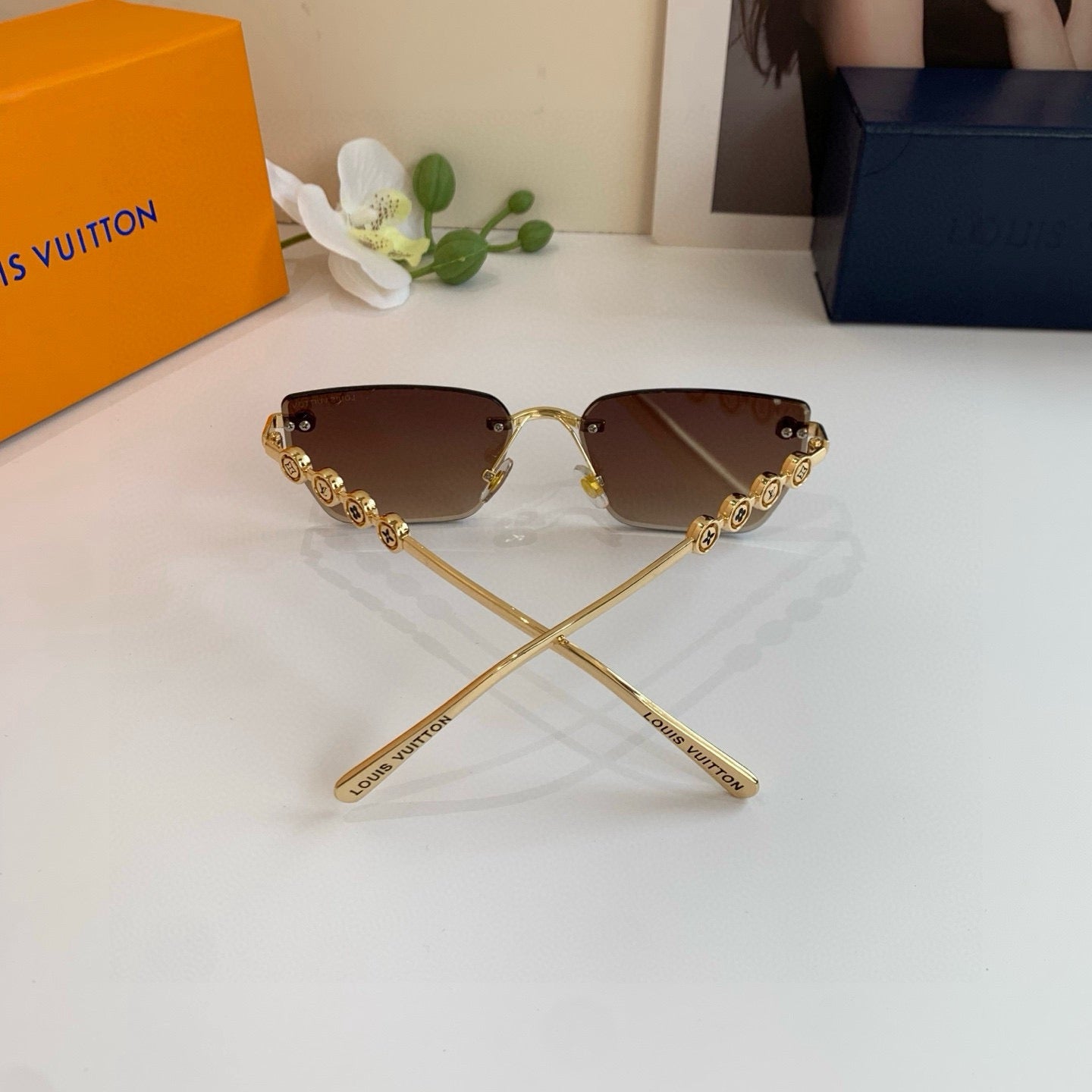 Louis Vuitton Metal Square Brown Lens Sunglasses for Men & Women - 464779