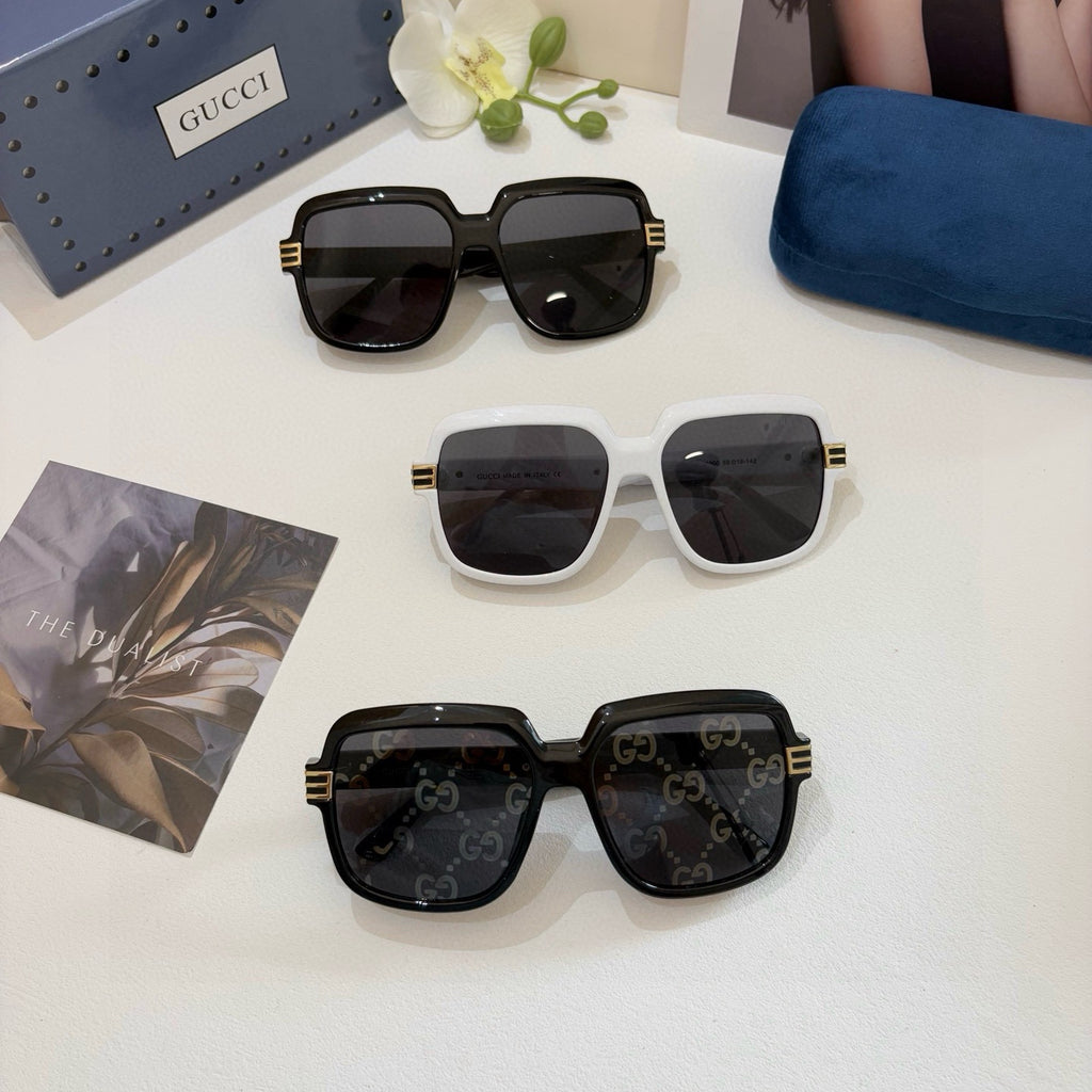 Gucci Oversized Black Lens Sunglasses for Men & Women - 493274 - detail image 2