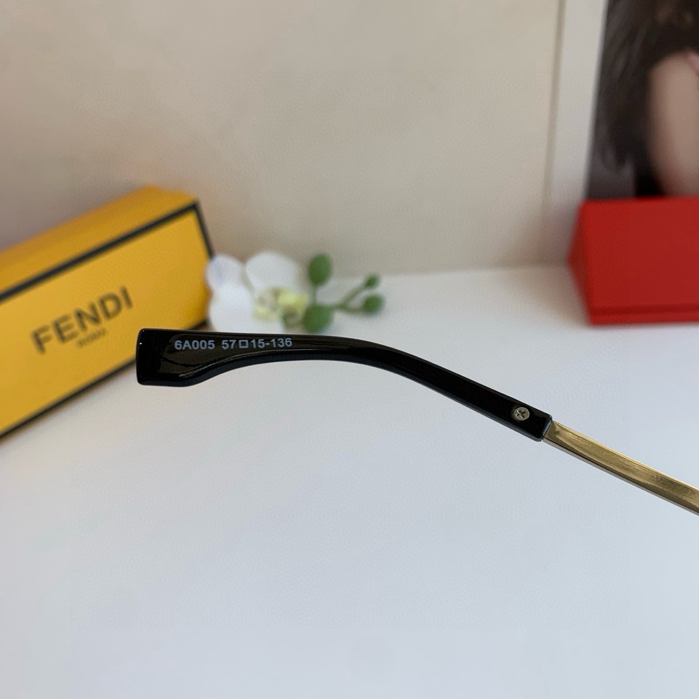 Fendi Fashion Silver Lens Sunglasses for Men & Women - 416322