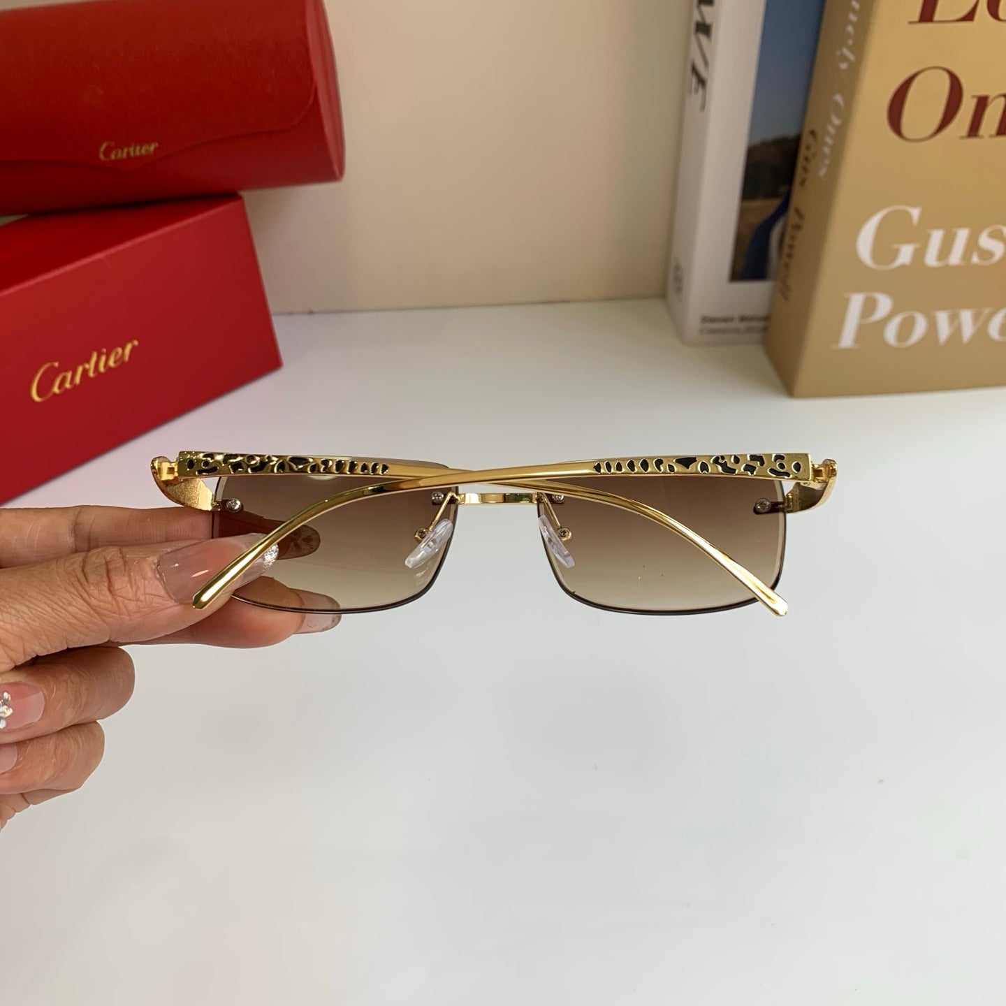 Cartier Lightweight Rimless Brown Lens Sunglasses for Men & Women - 432371 - detail image 9