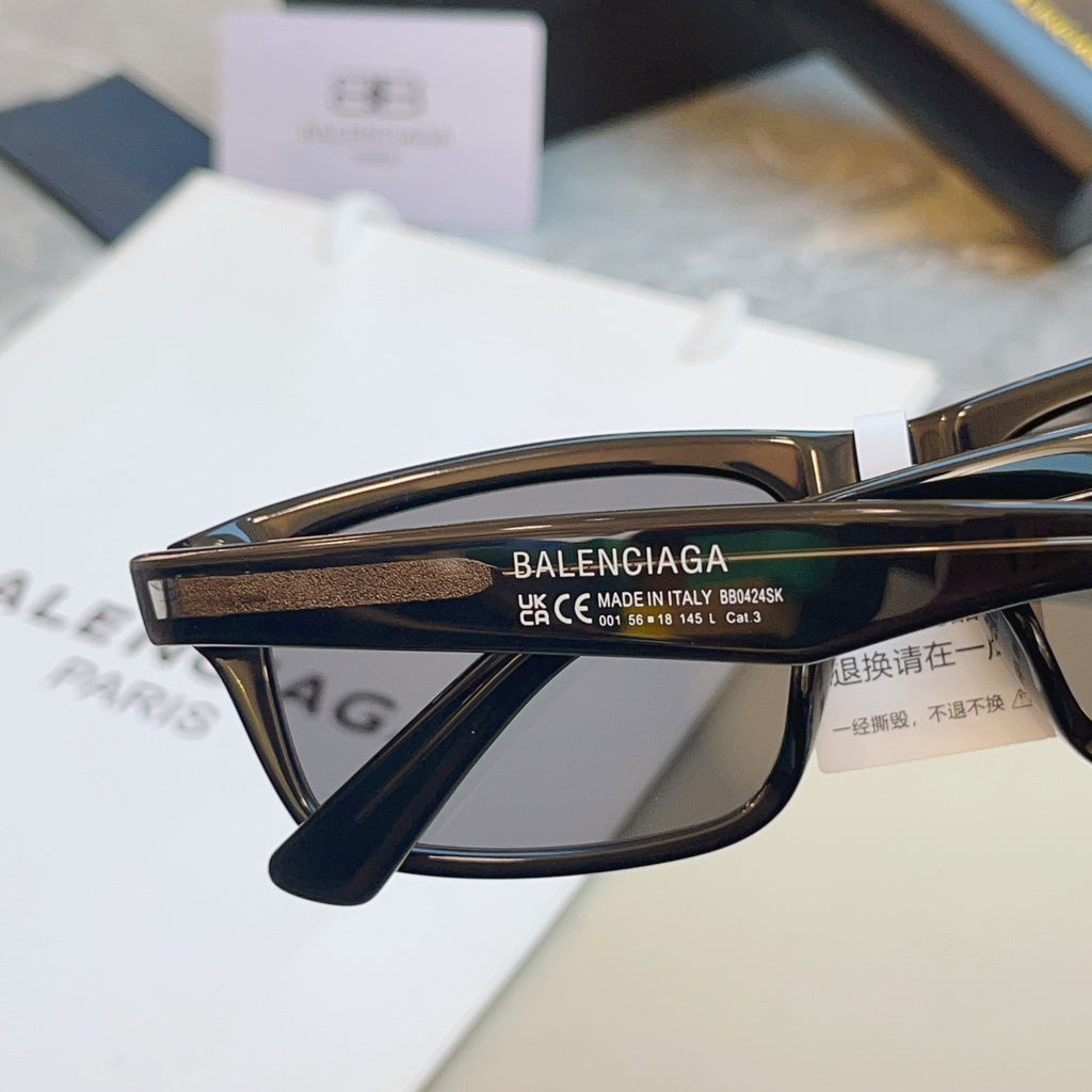 Balenciaga BB0424SK Fashion Black Lens Sunglasses for Men & Women - 416146 - detail image 5
