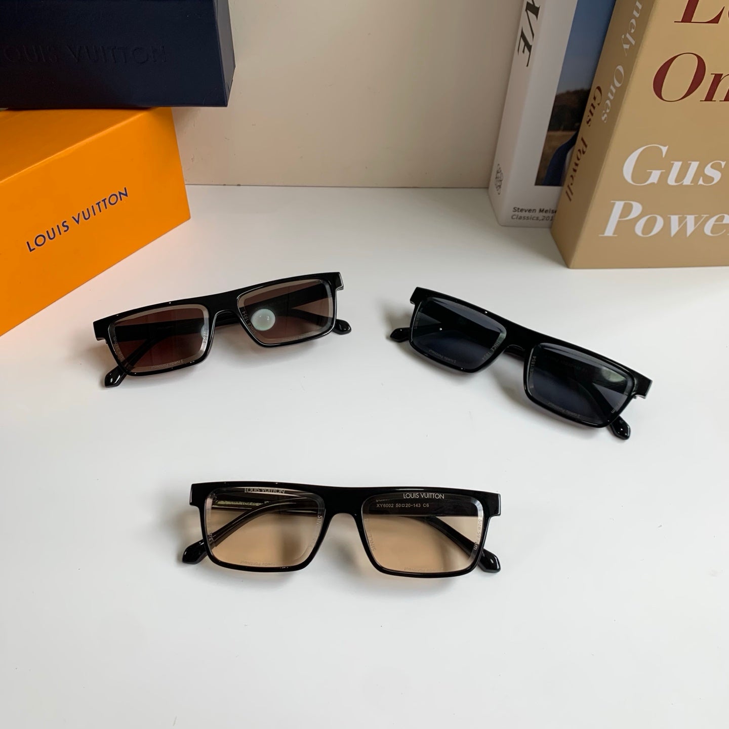 Louis Vuitton Square Gray Lens Sunglasses for Men & Women - 464765 - detail image 10