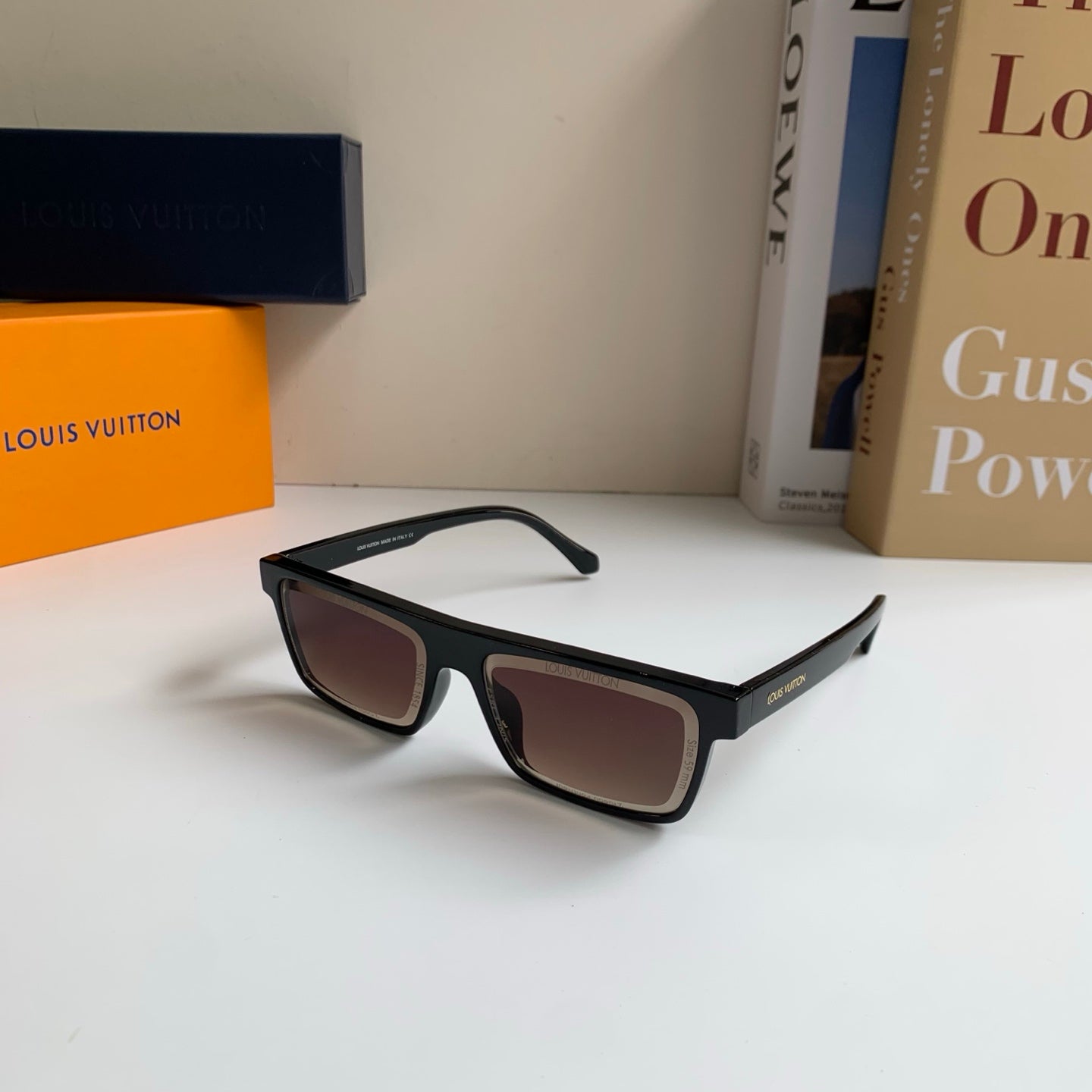 Louis Vuitton Square Gray Lens Sunglasses for Men & Women - 464765 - detail image 2