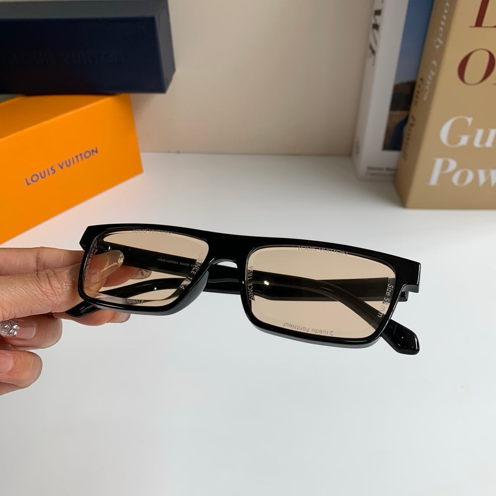 Louis Vuitton Square Silver Lens Sunglasses for Men & Women - 464767 - detail image 4