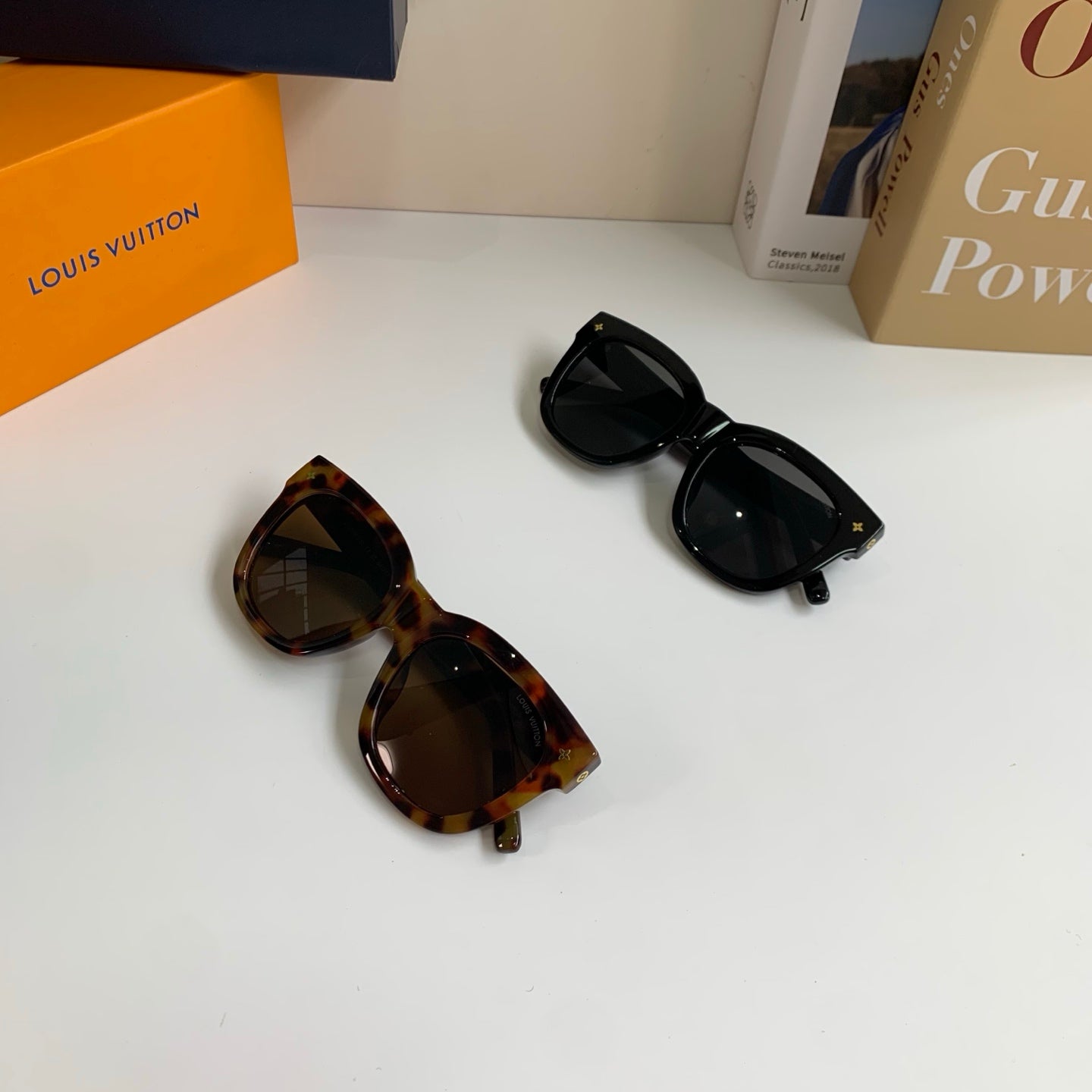 Louis Vuitton Square Black Lens Sunglasses for Men & Women - 486203 - detail image 10