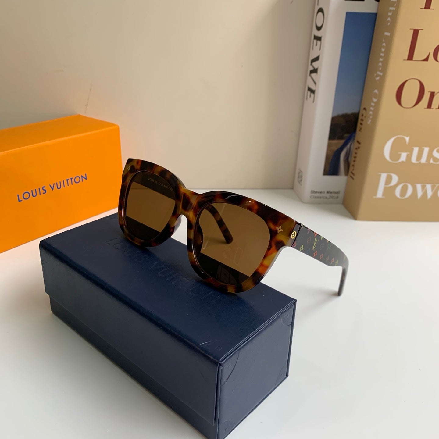 Louis Vuitton Square Black Lens Sunglasses for Men & Women - 486203 - detail image 5
