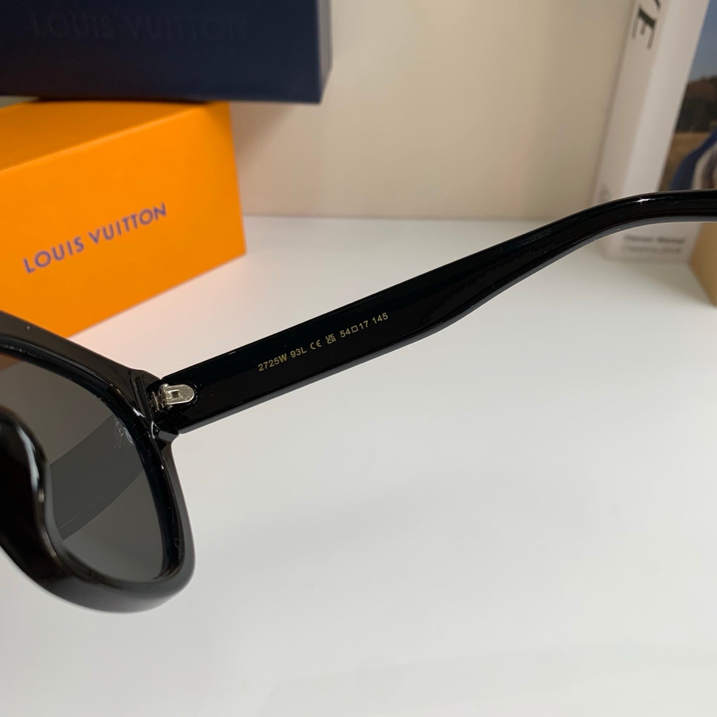 Louis Vuitton Square Black Lens Sunglasses for Men & Women - 486204 - detail image 7
