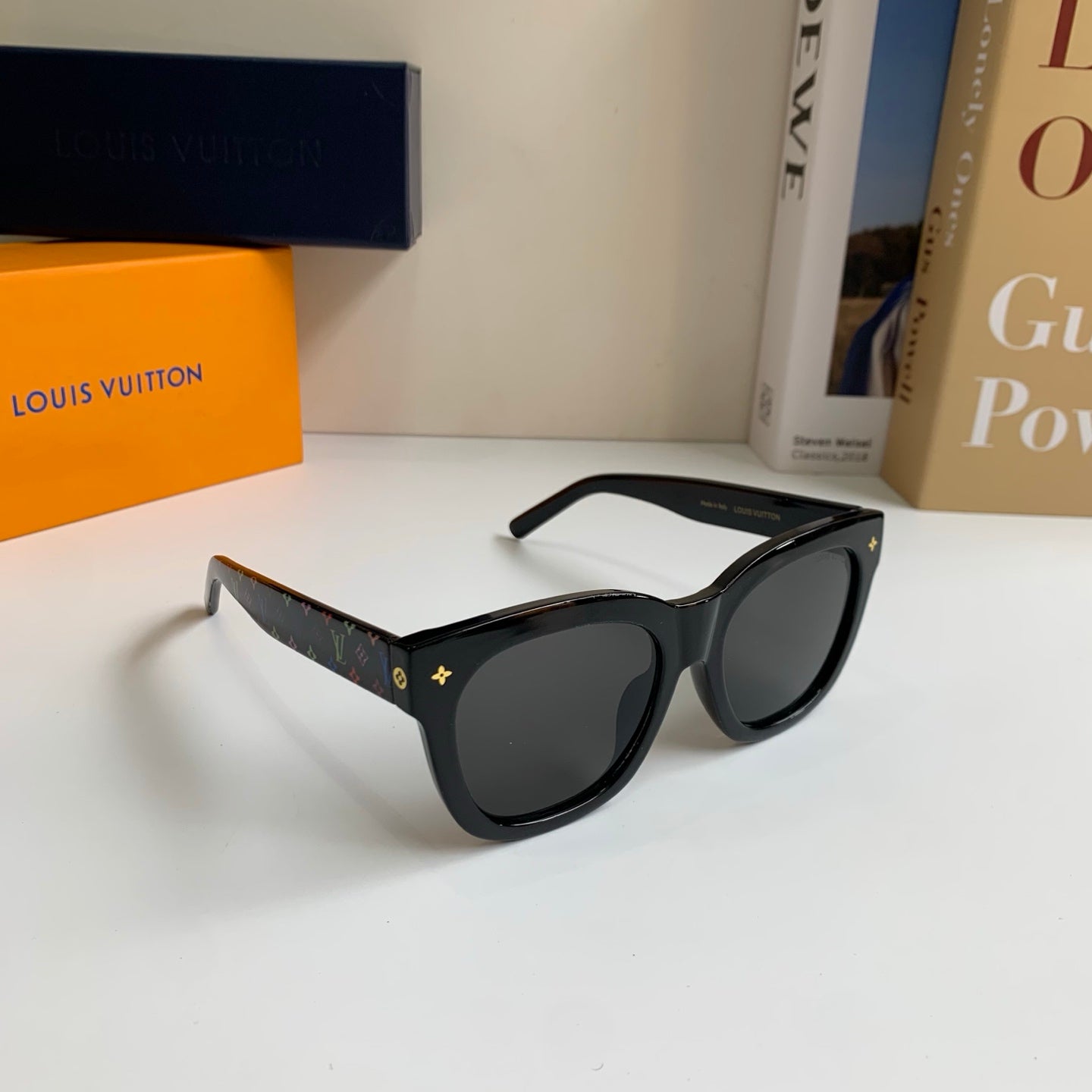 Louis Vuitton Square Black Lens Sunglasses for Men & Women - 486204