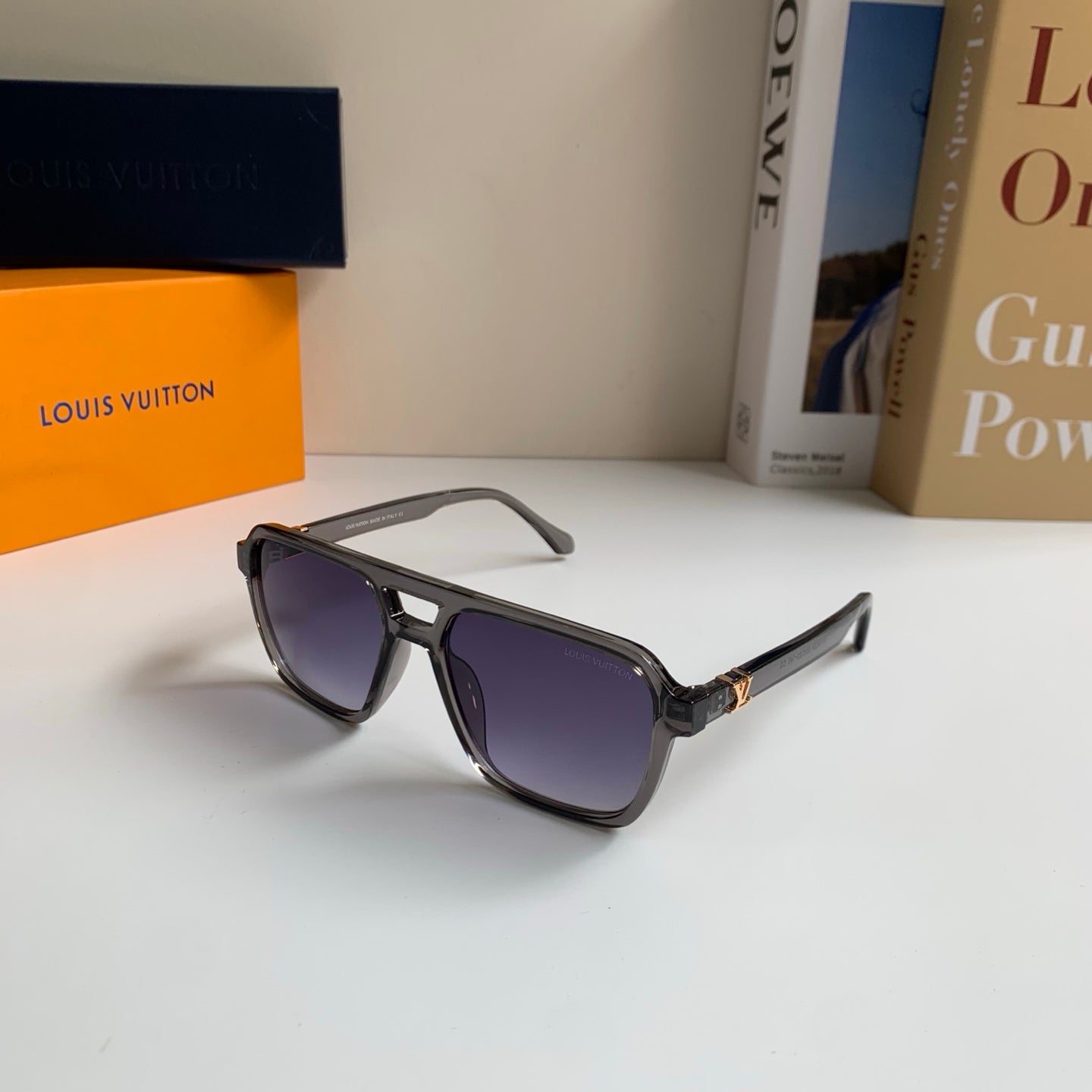 Louis Vuitton Square Silver Lens Sunglasses for Men & Women - 486148 - detail image 2