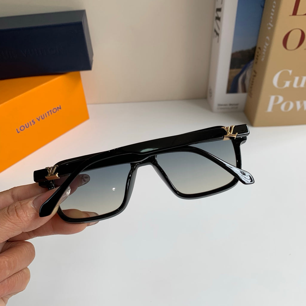 Louis Vuitton Square Silver Lens Sunglasses for Men & Women - 486149 - detail image 8