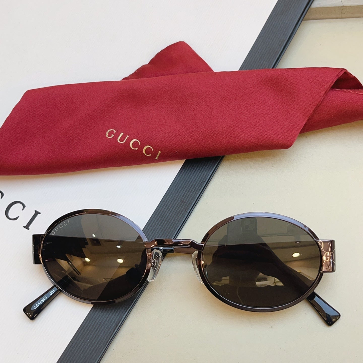 Gucci GG1854S Fashion Black Lens Sunglasses for Men & Women - 431392