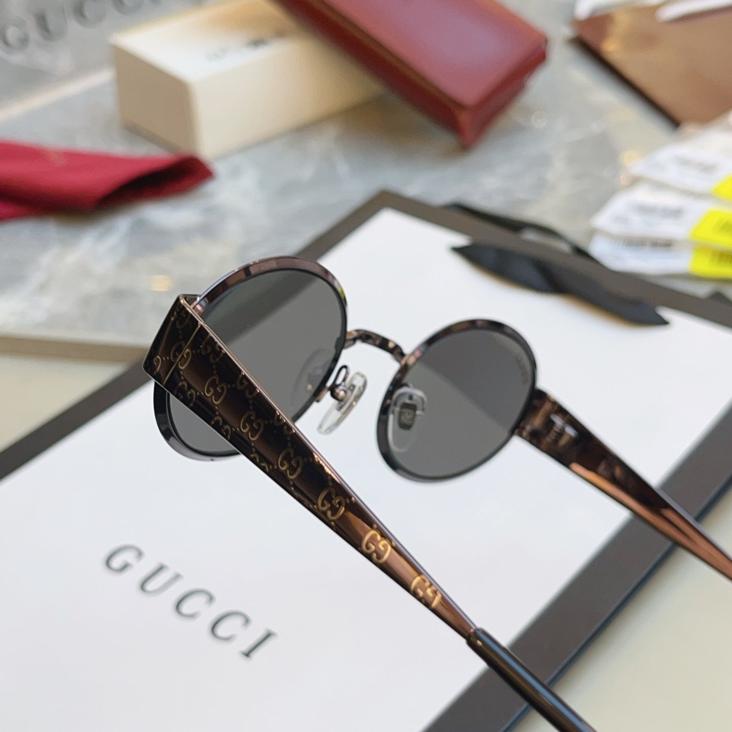 Gucci GG1854S Fashion Black Lens Sunglasses for Men & Women - 431392 - detail image 7